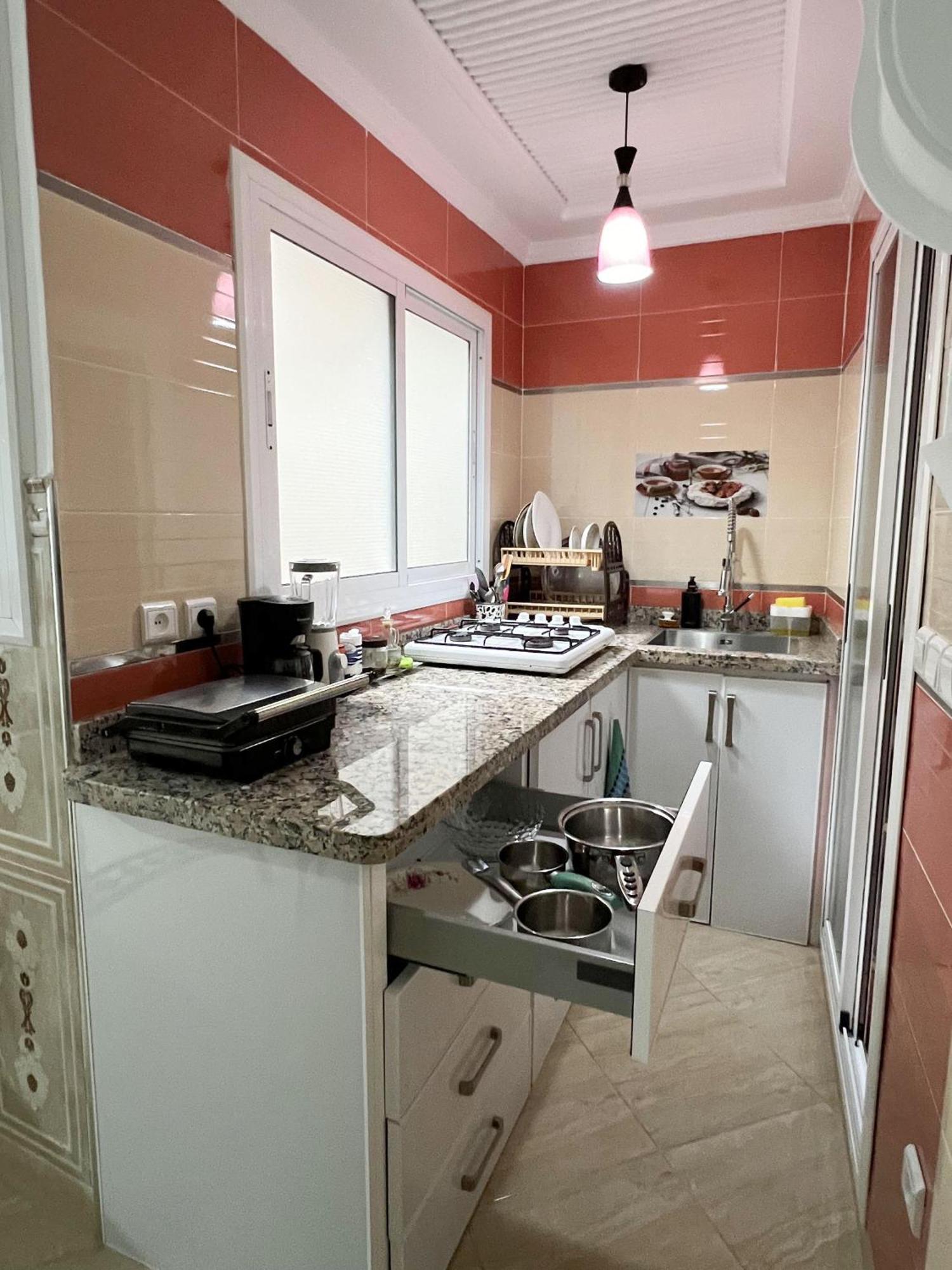Mira Appartement -Lovely, Tidy & Close To Beaches And City Center Al Hoceïma エクステリア 写真