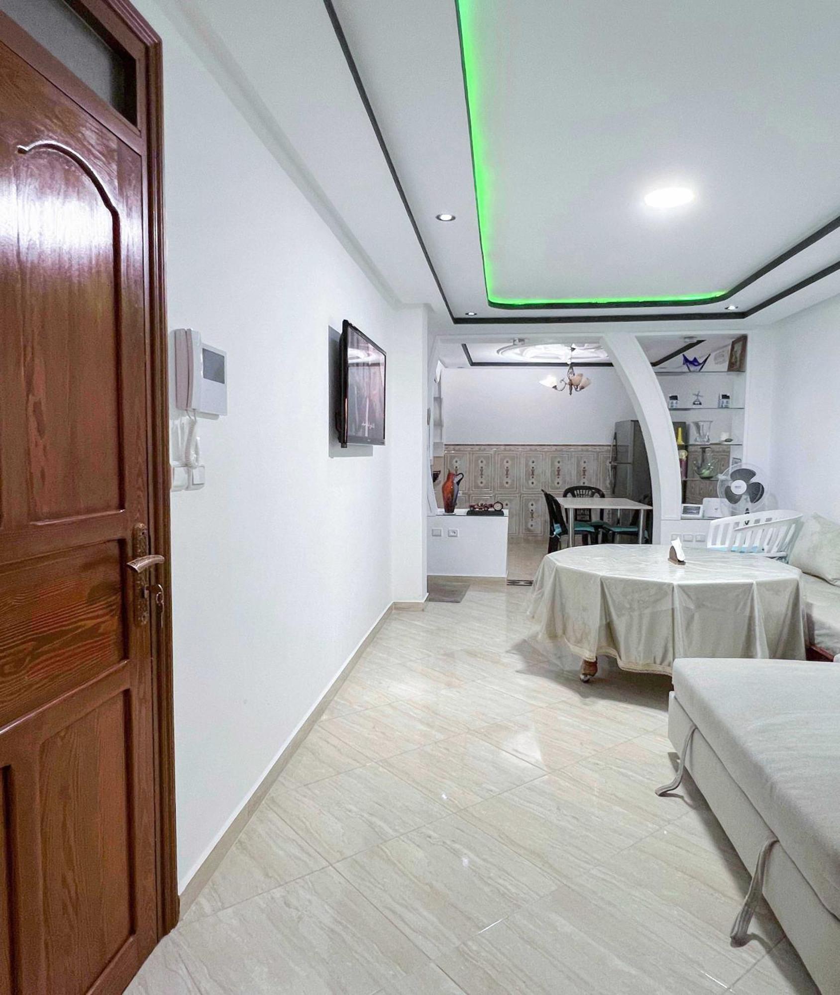 Mira Appartement -Lovely, Tidy & Close To Beaches And City Center Al Hoceïma エクステリア 写真